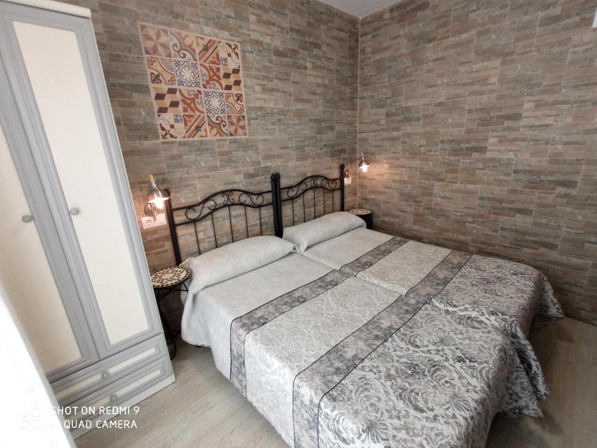 Apartamentos La Casona De Ezcaray Con Terrazas Y Patios Individuales מראה חיצוני תמונה