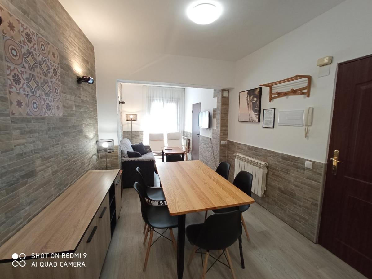 Apartamentos La Casona De Ezcaray Con Terrazas Y Patios Individuales מראה חיצוני תמונה