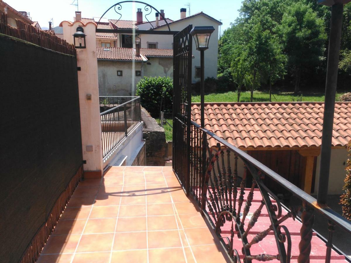 Apartamentos La Casona De Ezcaray Con Terrazas Y Patios Individuales מראה חיצוני תמונה